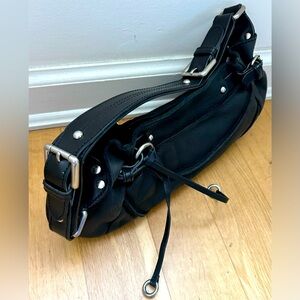 Vintage 90s Kenneth Cole real leather baguette shoulder bag